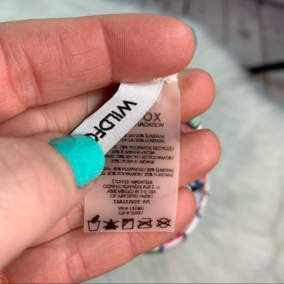 NWT Wildfox 90’s Floral Bikini Top - Picture 7 of 7